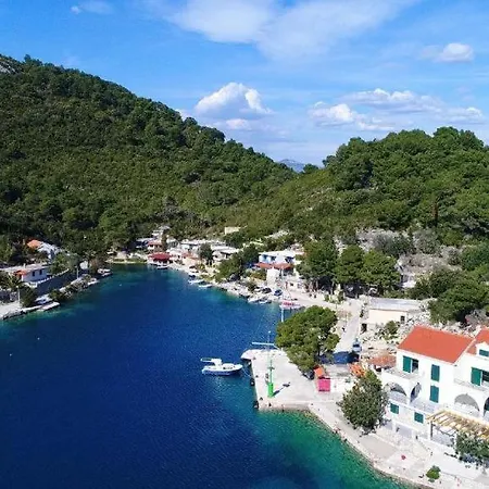 Belin - Okuklje