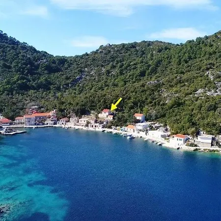 Belin - * Okuklje